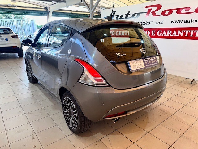 LANCIA Ypsilon 3ª serie Ypsilon 1.0 FireFly 5 porte S&S Hybrid Ecochic Gold