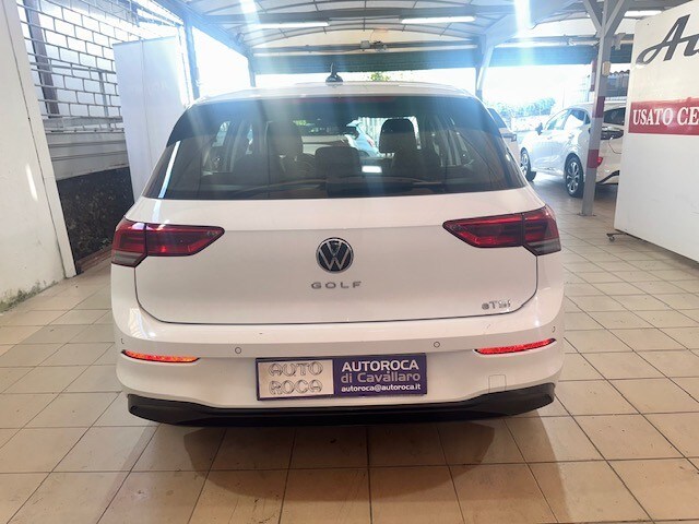 VOLKSWAGEN Golf 8ª serie Golf 1.0 eTSI EVO DSG Life