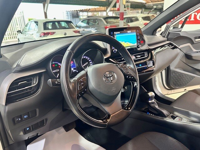 TOYOTA C-HR (2016-2023) C-HR 1.8 Hybrid E-CVT Business