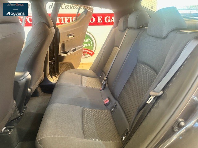 TOYOTA C-HR (2016-2023) C-HR 1.8 Hybrid E-CVT Business